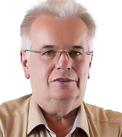 Manfred Korntheuer Manfred Korntheuer